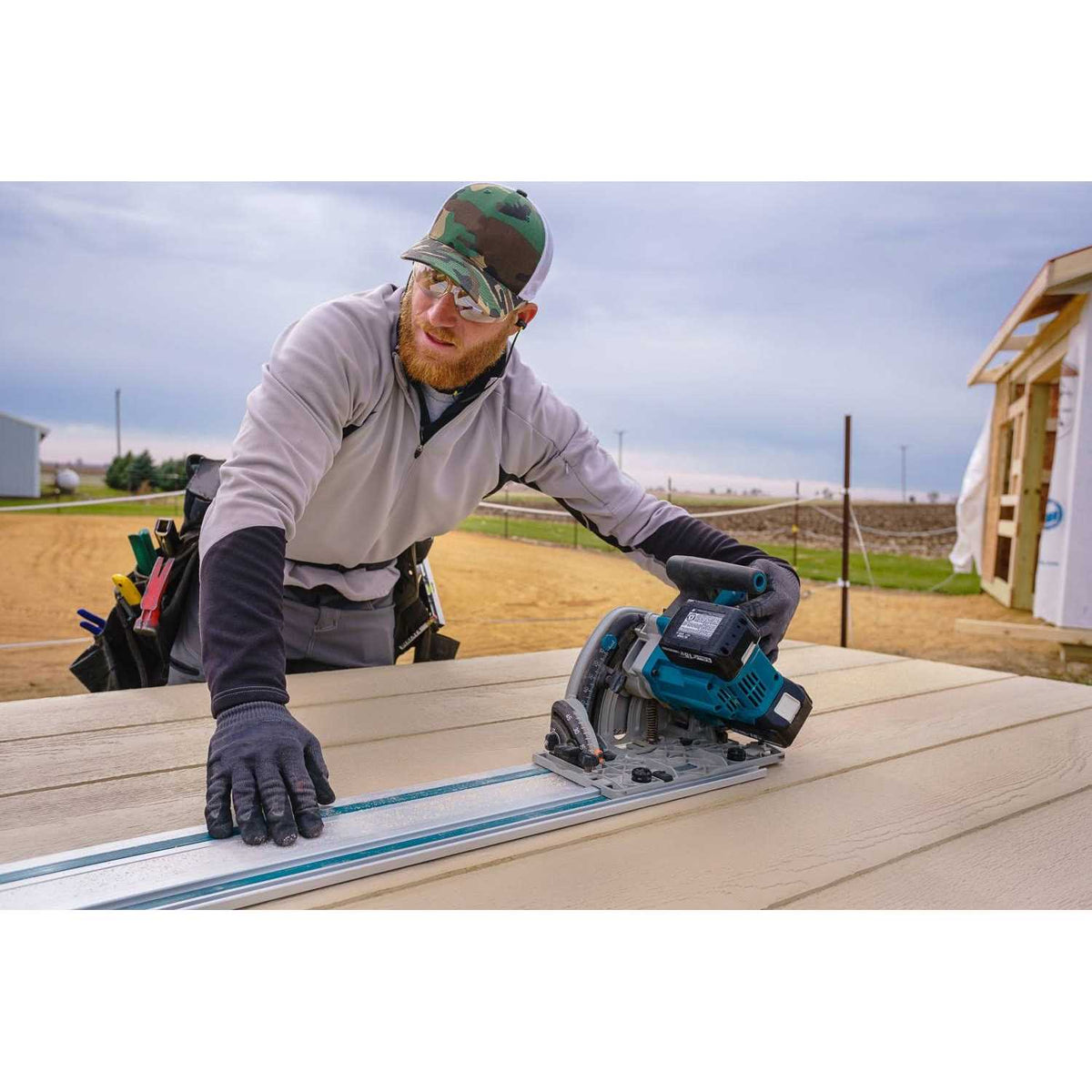 Primed Engineered Panel Siding 0.315-in x 48-in x 96-in U823160