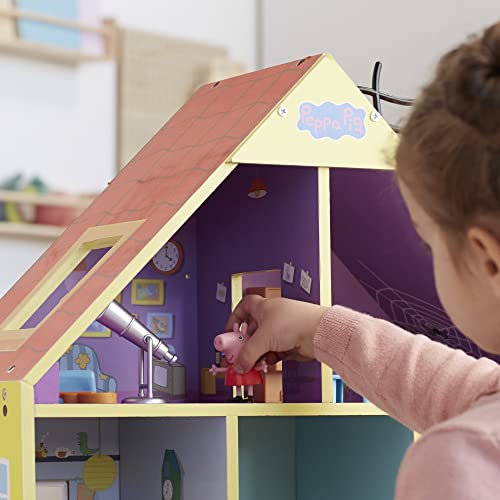 Wooden Playhouse with 2 Figures and 29 Accessories N36426