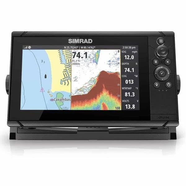 Cruise 7 US Coastal with 83/200 Transom Mount Transducer U807946