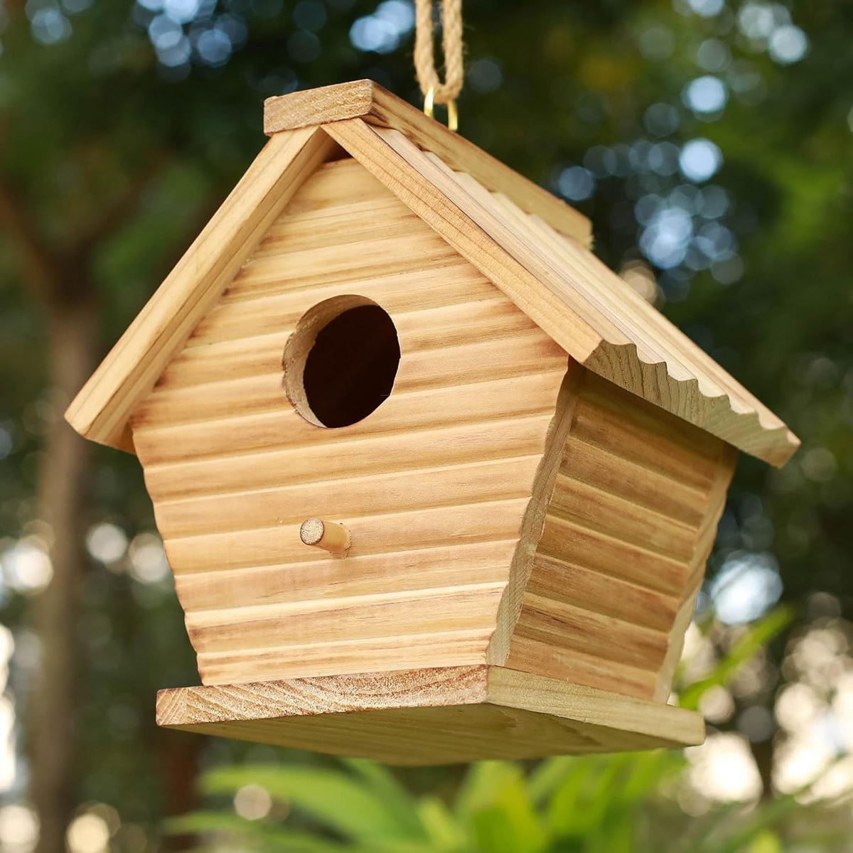 Hanging Wooden Bird House S355035
