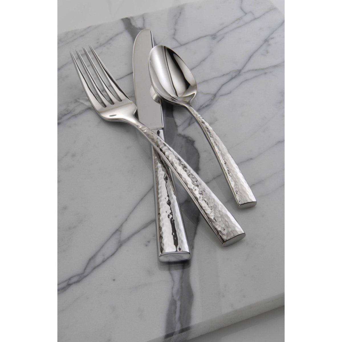 18/10 Stainless Steel Dinner Knives Set of 12 B54902