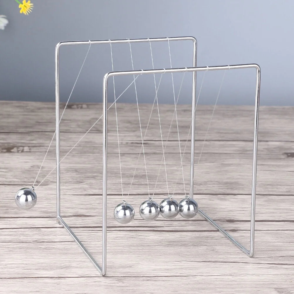 Newton Cradle Desk Gadget A78338