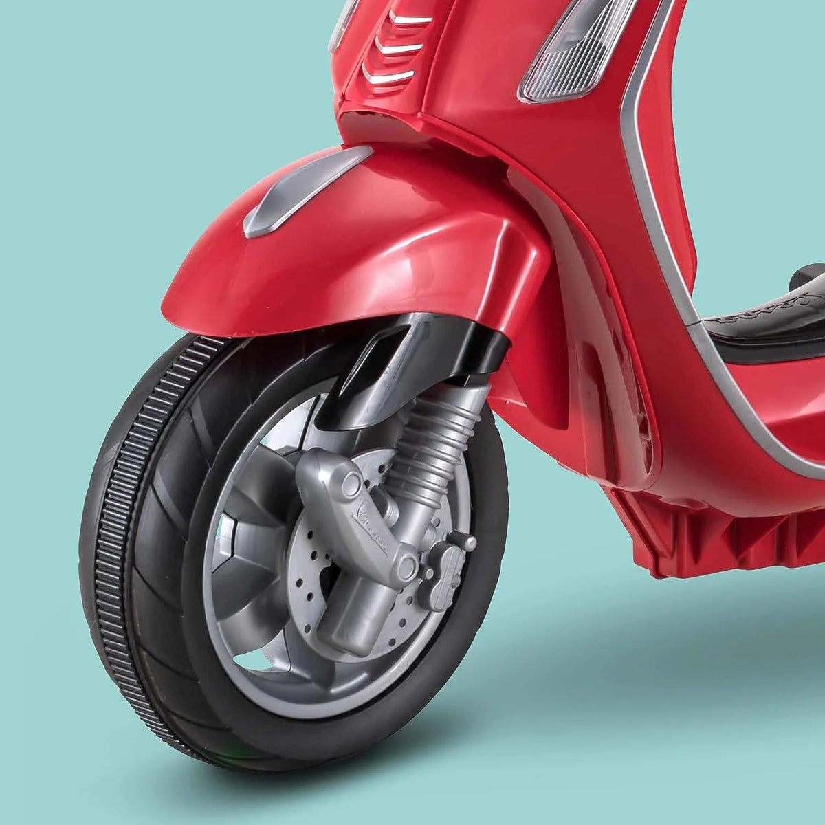 Red 6 Volt Electric Ride-on Scooter E870