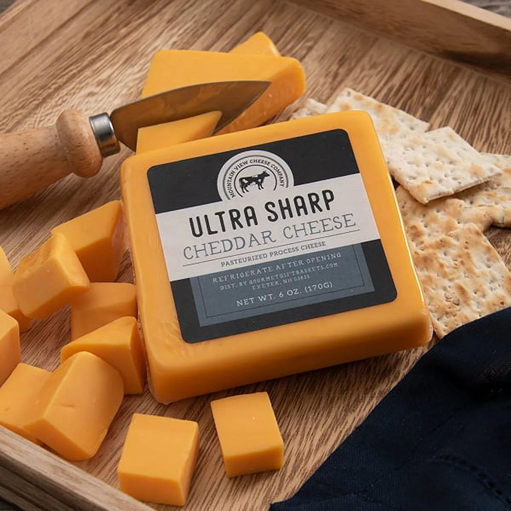 Crackers and Cheese Gift Basket I178948