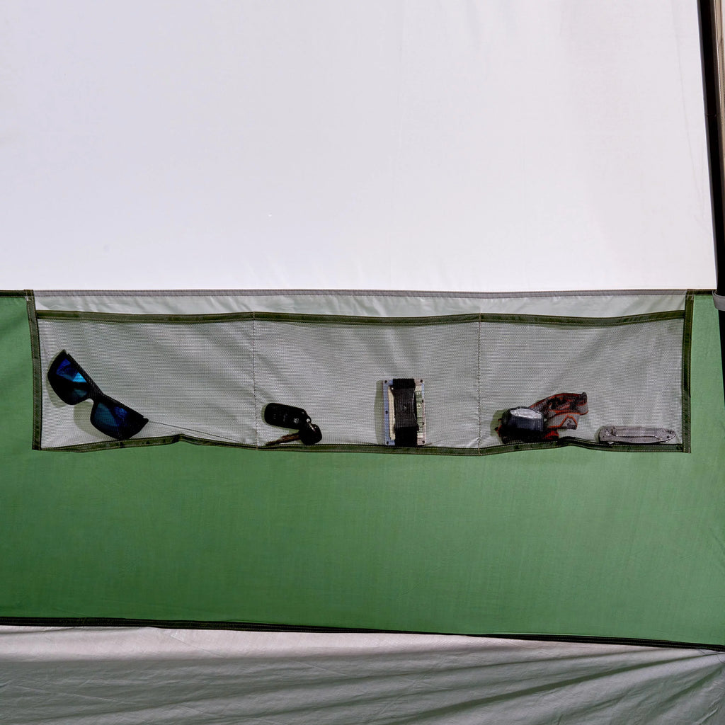 7-Person 1-Room Teepee Tent with Vented Rear Window, Green E7979