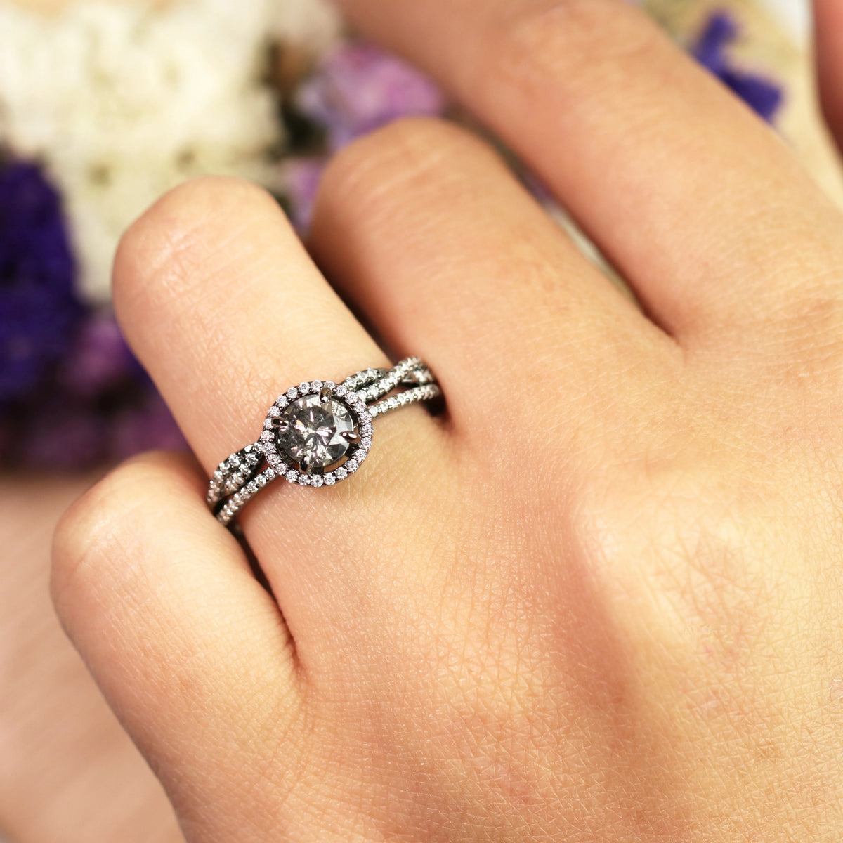 Four-Prong Halo Setting 1.5 Carat Round Brilliant Cut Gray Salt and Pepper Diamond Bridal Ring Set in 18K Black Gold Plating over Silver A417880