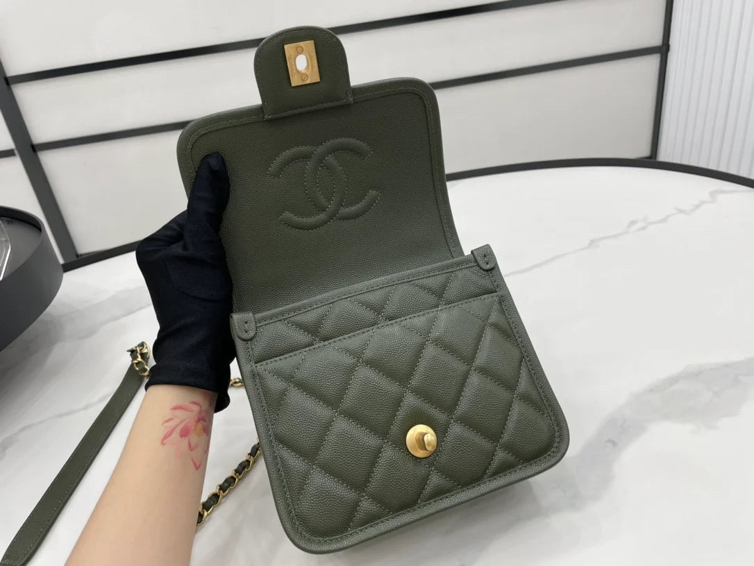 Dark Green Flap Bag Q903