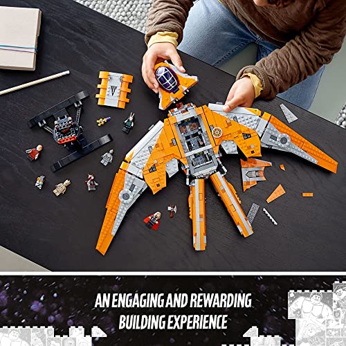 Large Avengers Spaceship Model Building Toy U111