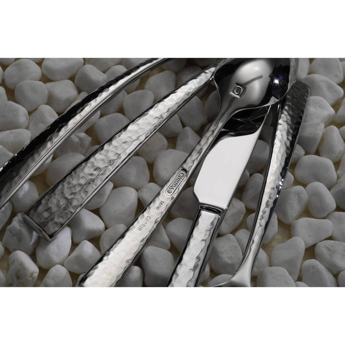 18/10 Stainless Steel Dinner Knives Set of 12 B54902
