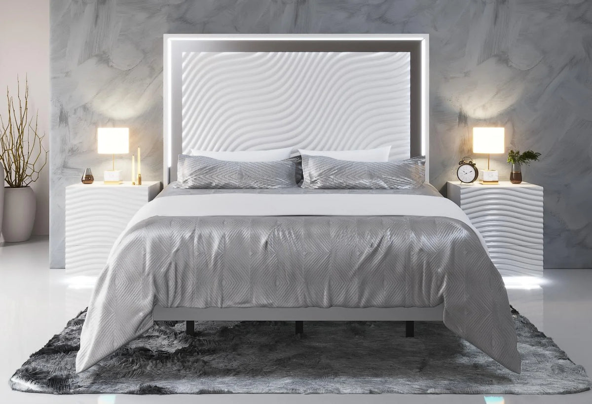 Shiny White Queen Bedroom Set L4012