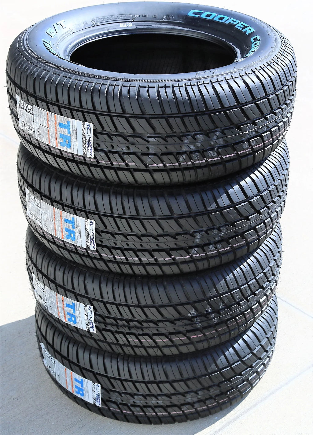 Set of 4 225/70R15 All Season Tires V482