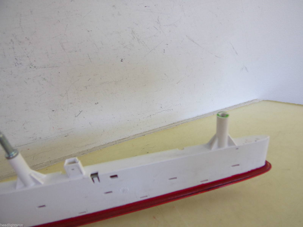 High Mount Lamp S82324