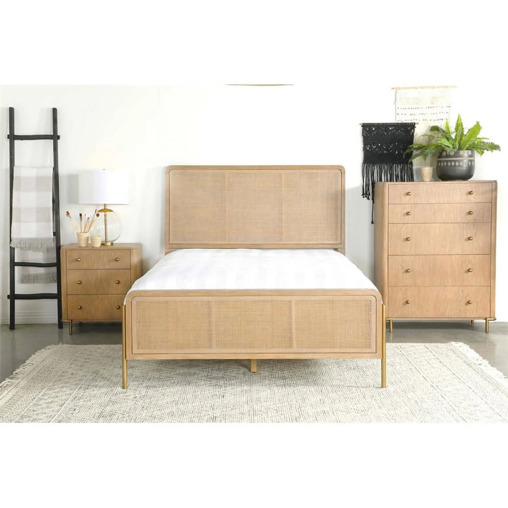 Upholstered Eastern King Panel Bed W66445