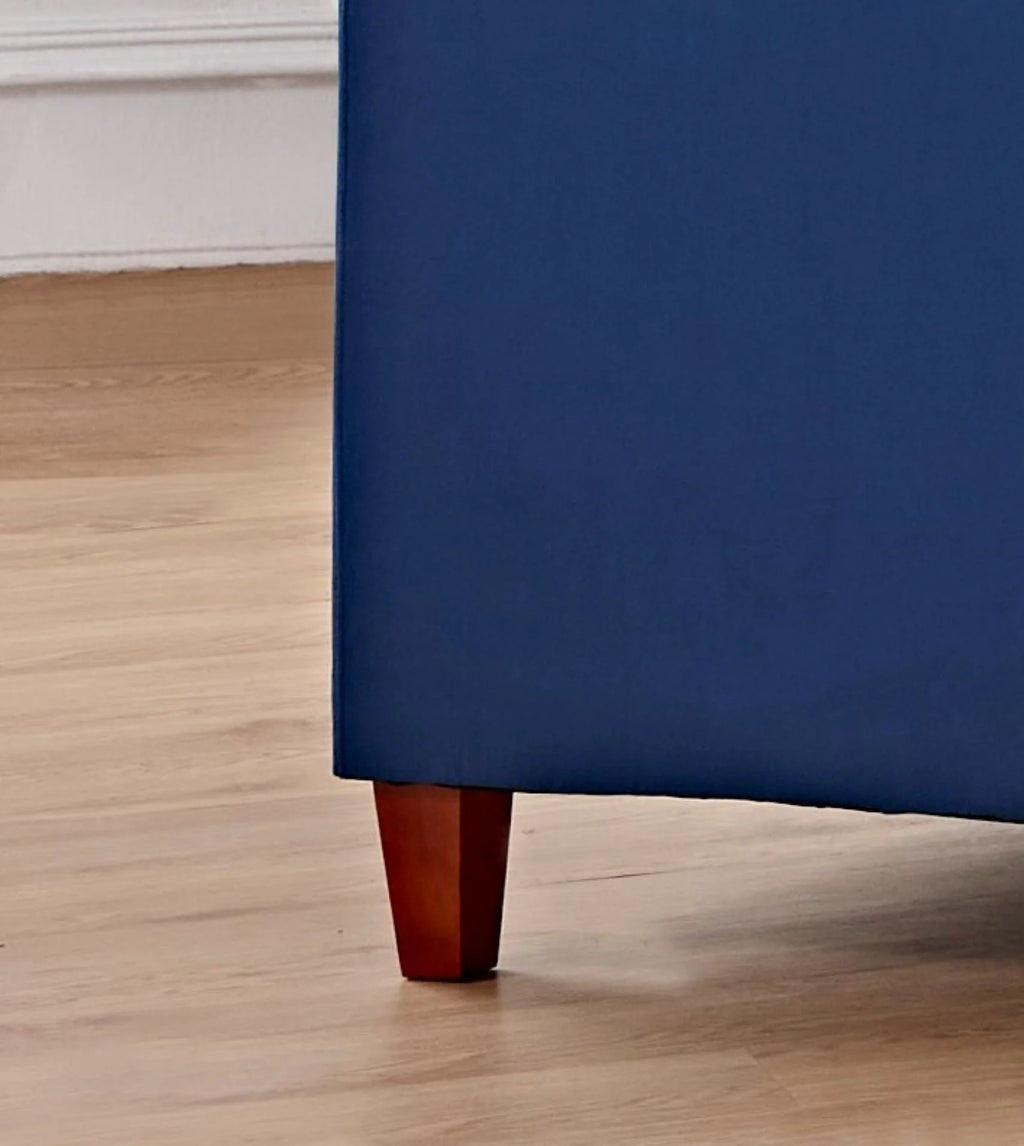 Blue Tufted Velvet Armchair W682