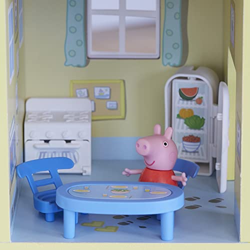 Wooden Playhouse with 2 Figures and 29 Accessories N36426