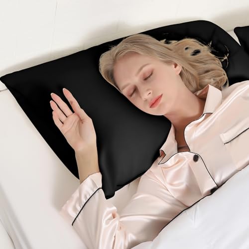 King Size Cooling Microfiber Pillows Set of 4 F670359