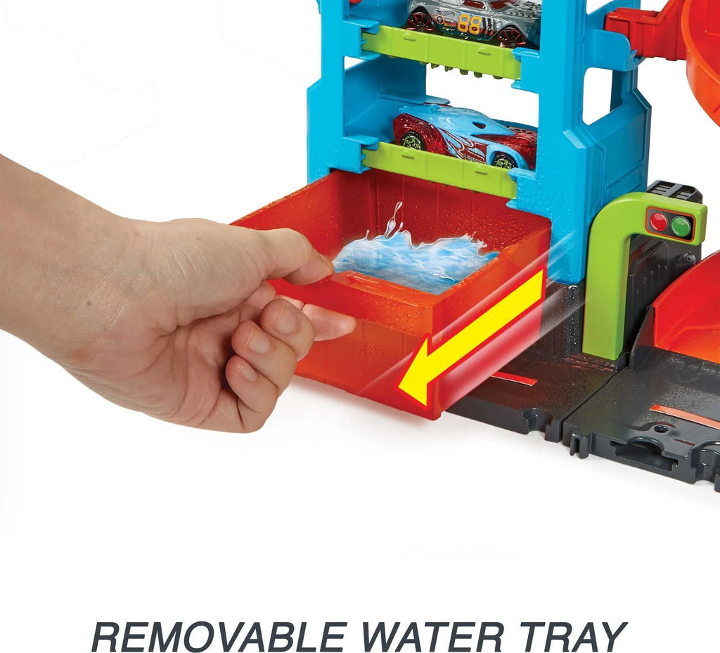 City Mega Car Wash Playset with 1 Toy Car in 1:64 Scale F761